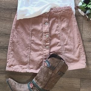 Hardly Worn - DENIM & CO - Light Brown or Med Tan Corduroy Short Skirt, Size 6